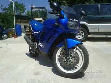 Suzuki GSX-600 F - 1989