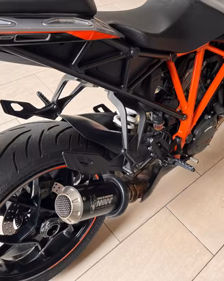 KTM Superduke GT 1290