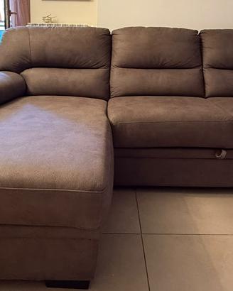 Divano letto con chaise longue