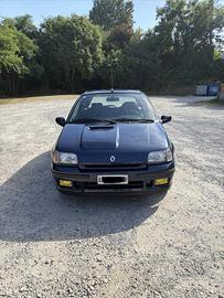 Renault Clio 1.8 16v