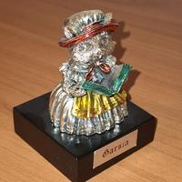 Statuetta in argento.