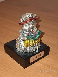 Statuetta in argento.