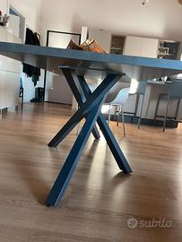 Tavolo LUBE DESIGN