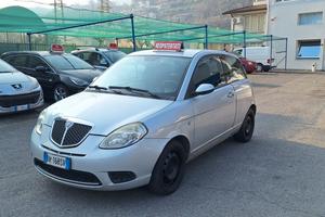 Lancia Ypsilon 1.2 Oro
