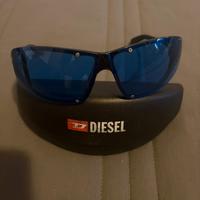 Occhiali da sole Diesel colore blu ——-………..