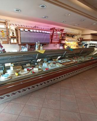 Attrezzatura completa per negozio alimentare