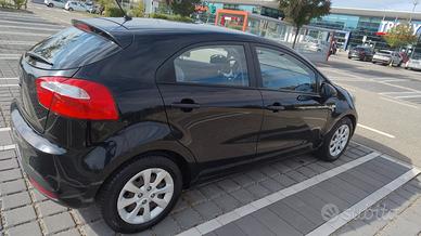 KIA Rio 3ª serie - 2014