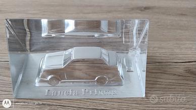 Lancia Prisma in cristallo di Murano