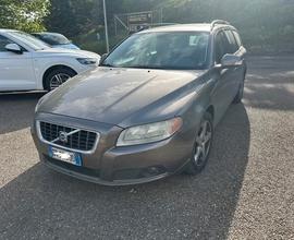 Volvo V70 2.4 D Momentum