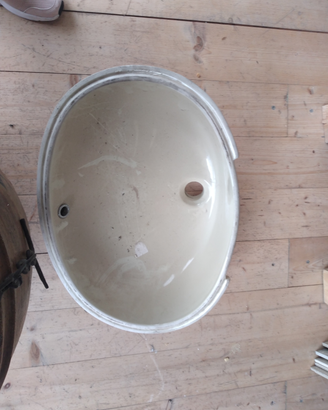 Lavabo sottopiano