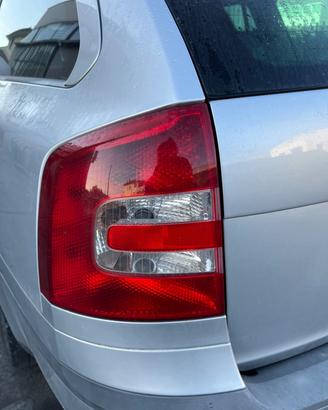 Fanale posteriore sx Skoda octavia sw
