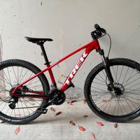 Trek marlin 6 con route da 27.5"