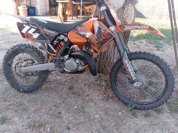 KTM 125