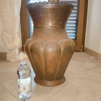 Braciere/Portavasi in Rame sbalzato -Vintage