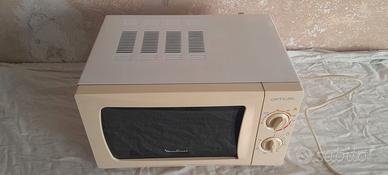 Forno Microonde Moulinex con grill statico