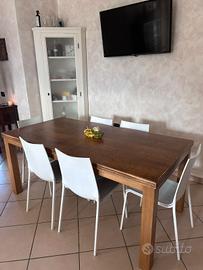 Tavolo in rovere massello