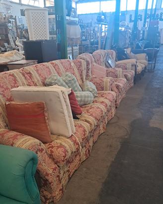 divano 3 posti + 2 poltrone 