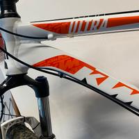 MOUNTAIN BIKE KTM ULTRA FLITE