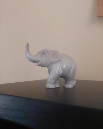 Lladro' - Elefante Portafortuna 