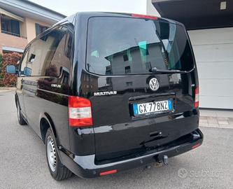 Volkswagen Multivan 2.5 TDI/130CV Startline 5 post