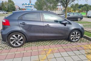 Kia rio high tech