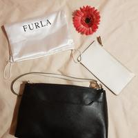 Pochette donna Furla con bustina abbinata.