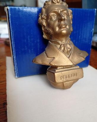 Vincenzo Bellini. Busto in gesso dorato