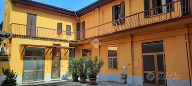 LABORATORIO A MILANO