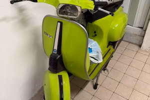 Vespa 50 special
