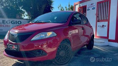 Lancia Ypsilon Ecochic Hybrid 1.0 FireFly 70cv“PRO