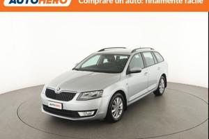 SKODA Octavia DG43429