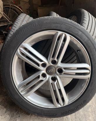 4 Cerchi in lega Audi 17” + Gomme Hankook 245/45