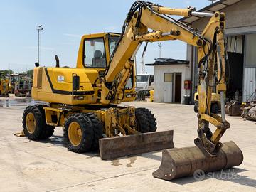 KOMATSU PW 95