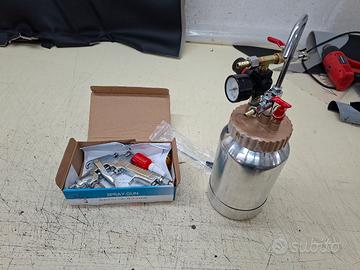 pistola a spruzzo con serbatoio 