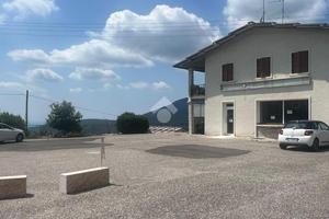 NEGOZIO A SANT'ANNA D'ALFAEDO