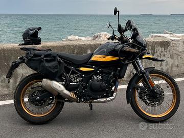 Himalayan 450 Hanle Black tubeless con accessori