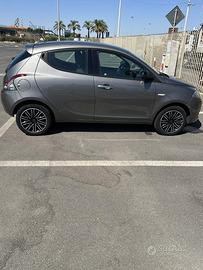Lancia Ypslon 1.2 benzina