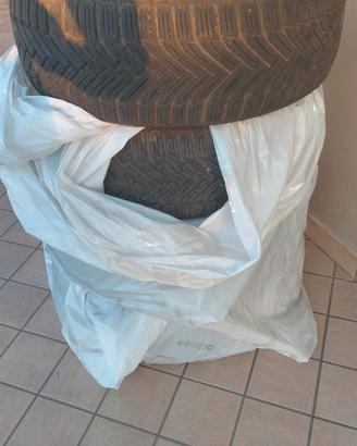 4 Gomme Invernali Michelin 215/55 R17