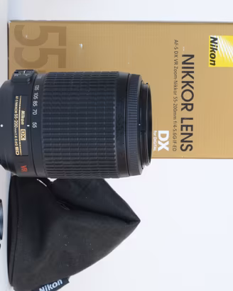 NIKON 55-200 4-5,6 AF-S VR ED DX