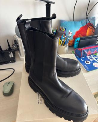 Scarpe donna anfibi