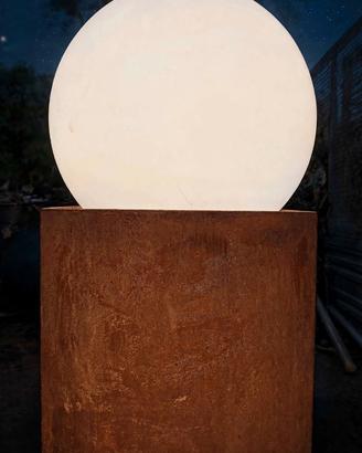 vaso in corten + Sfera luminosa 