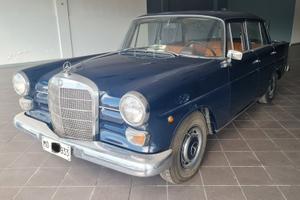 Mercedes-benz 230 W 110