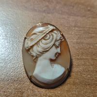 cameo vintage con oro perfettamente conservato 