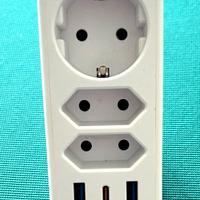 Presa Multifunzione 6-in-1