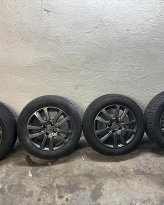 Cerchi in lega MAK R15 + pne invernali 185/65 R15