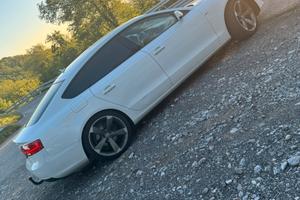 Si vende Audi A5 quattro 2.0 tdi 177 hp