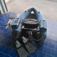 Belly Boat  + canna  monopezzo e mulinello