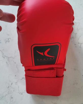 Guantini karate Outshock 100 rossi taglia M nuovi