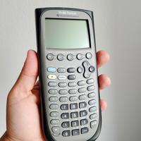 Calcolatrice Texas Instruments TI-89 Titanium