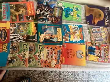 15 album di figurine fra cui quello pokemon comple